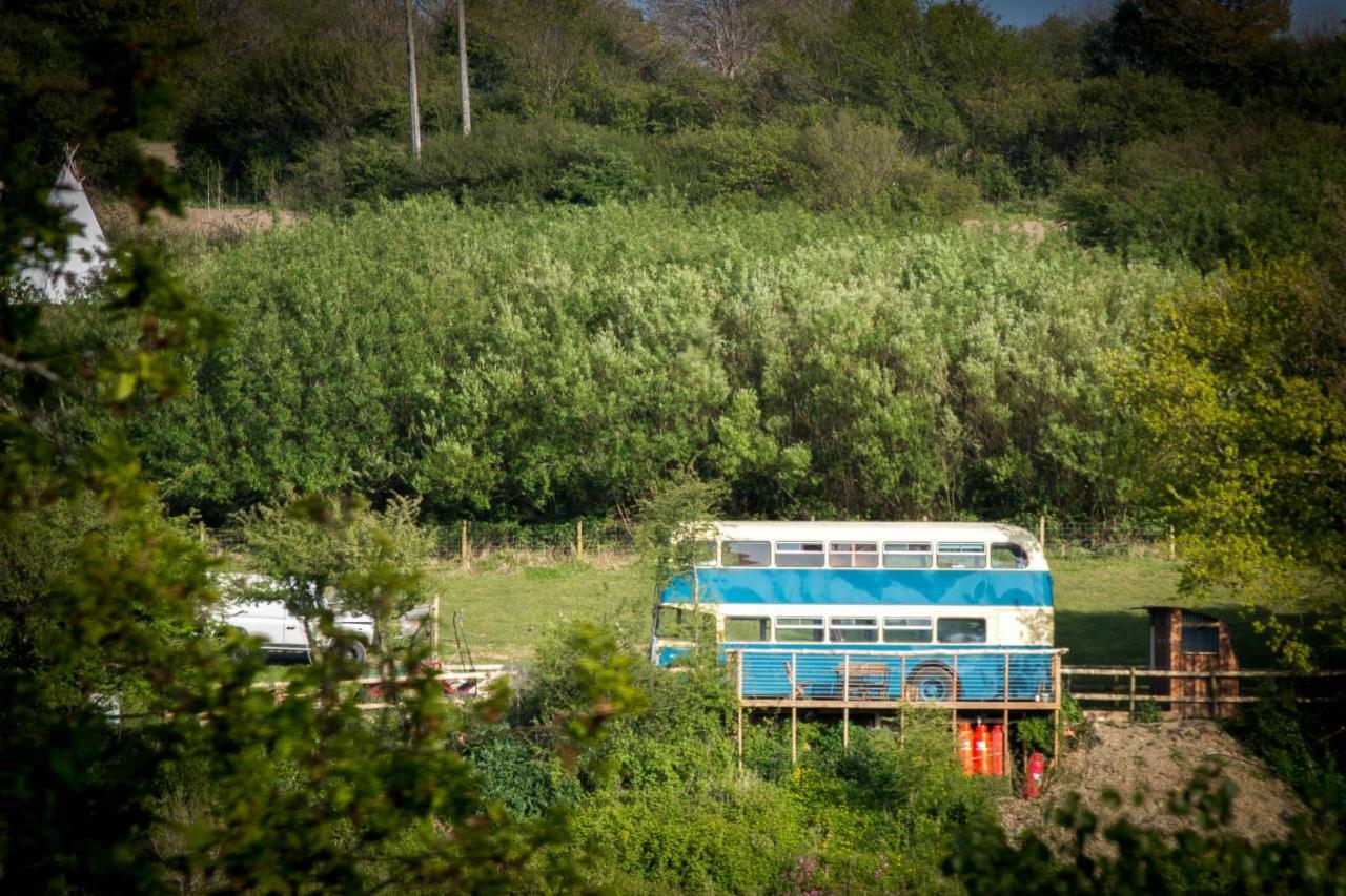 Ceridwen Glamping, Double Decker Bus&yurts